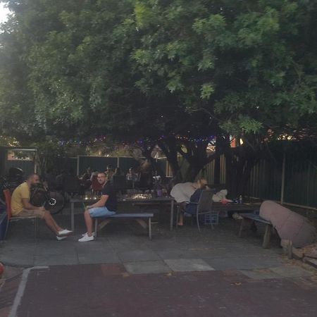 Planet Inn Backpackers Perth Eksteriør bilde